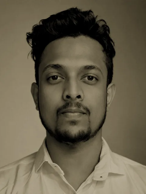Ruchira K., the licensed Sri Lankan gem dealer behind Grand Facets.